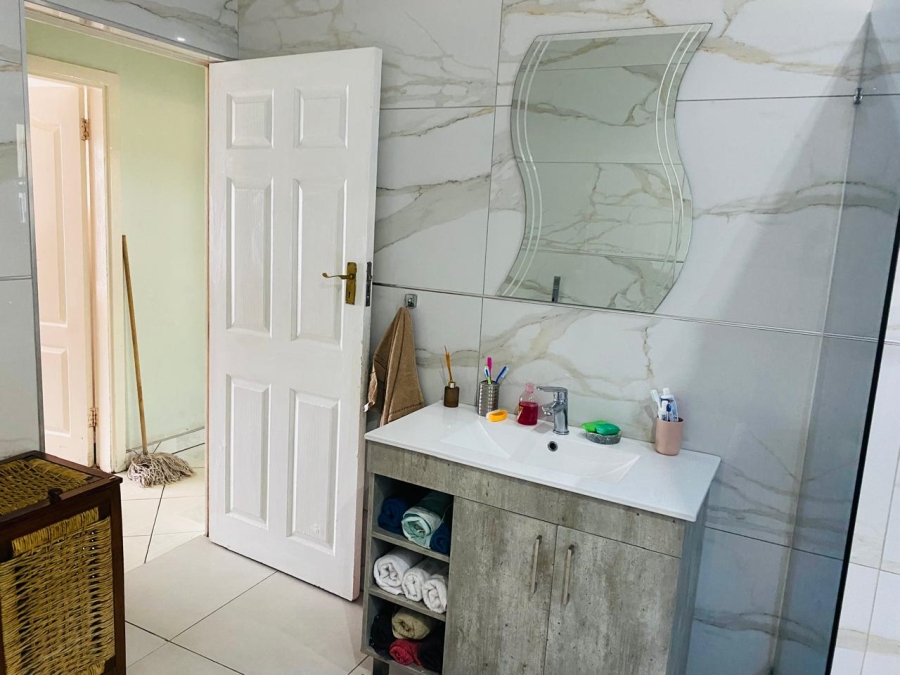 3 Bedroom Property for Sale in Umbango KwaZulu-Natal