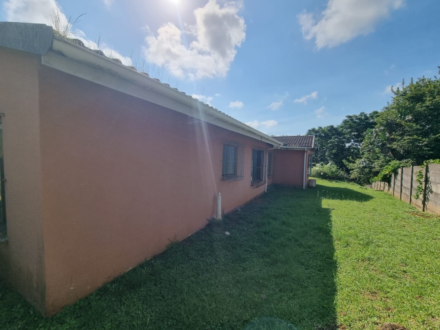 5 Bedroom Property for Sale in Uvongo KwaZulu-Natal