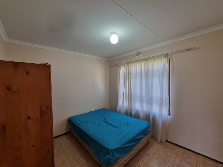 5 Bedroom Property for Sale in Uvongo KwaZulu-Natal