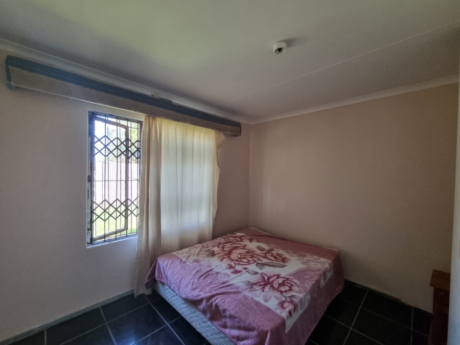 5 Bedroom Property for Sale in Uvongo KwaZulu-Natal