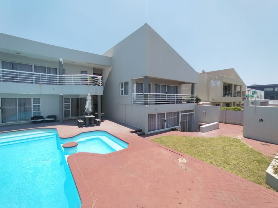 7 Bedroom Property for Sale in Glen Ashley KwaZulu-Natal