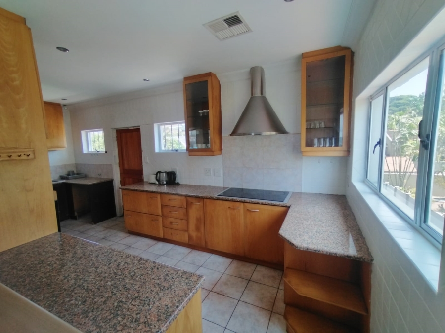 7 Bedroom Property for Sale in Glen Ashley KwaZulu-Natal