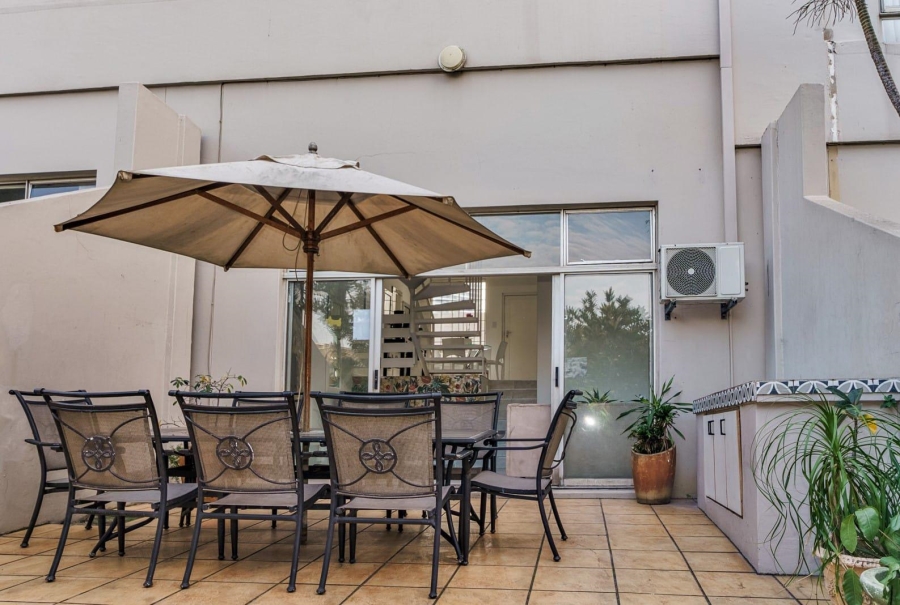 To Let 2 Bedroom Property for Rent in Umhlanga KwaZulu-Natal