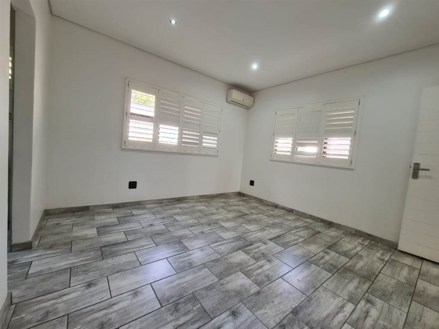 4 Bedroom Property for Sale in Izinga KwaZulu-Natal