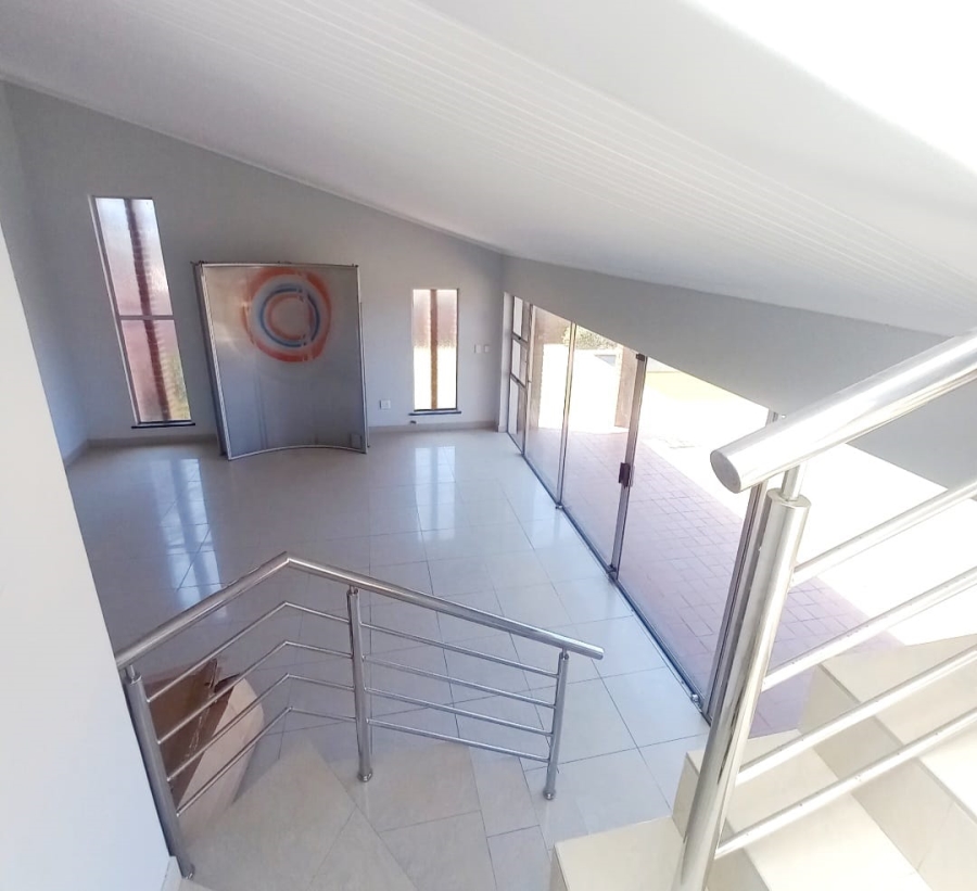 To Let 4 Bedroom Property for Rent in Glen Ashley KwaZulu-Natal