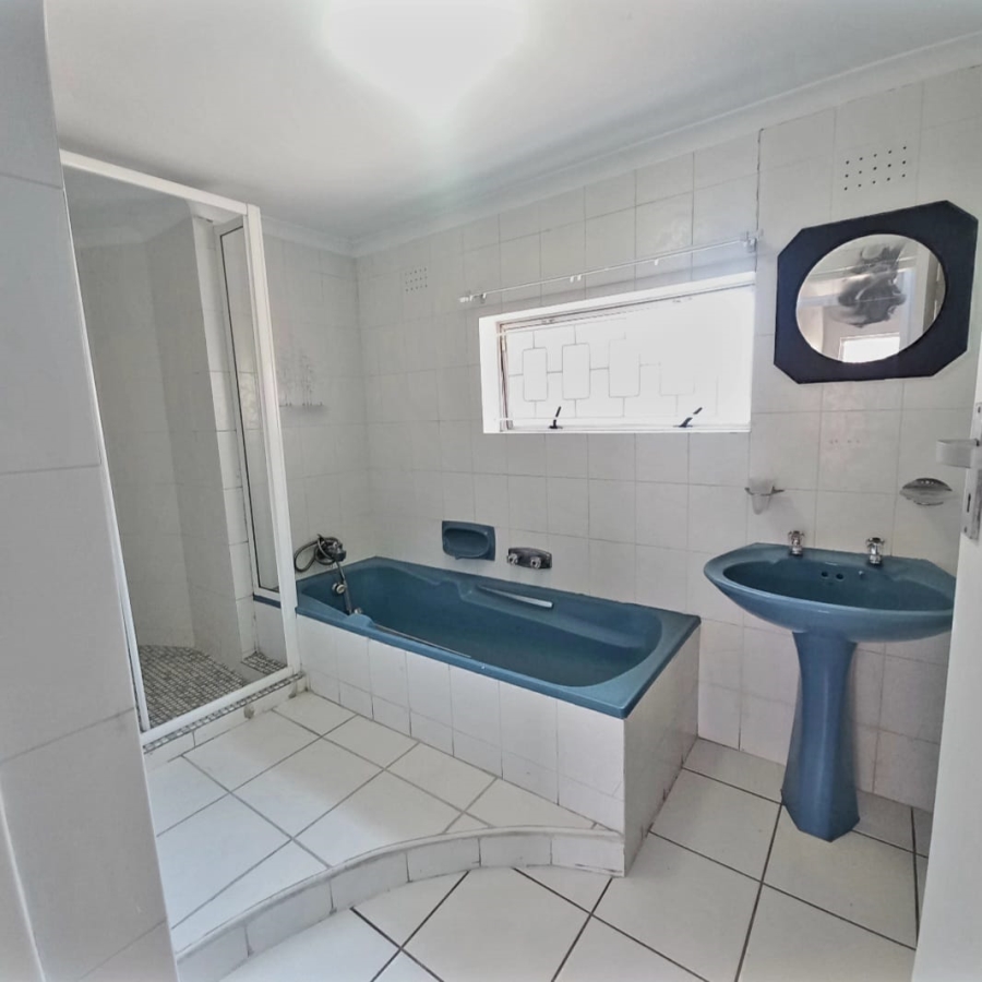 To Let 4 Bedroom Property for Rent in Glen Ashley KwaZulu-Natal