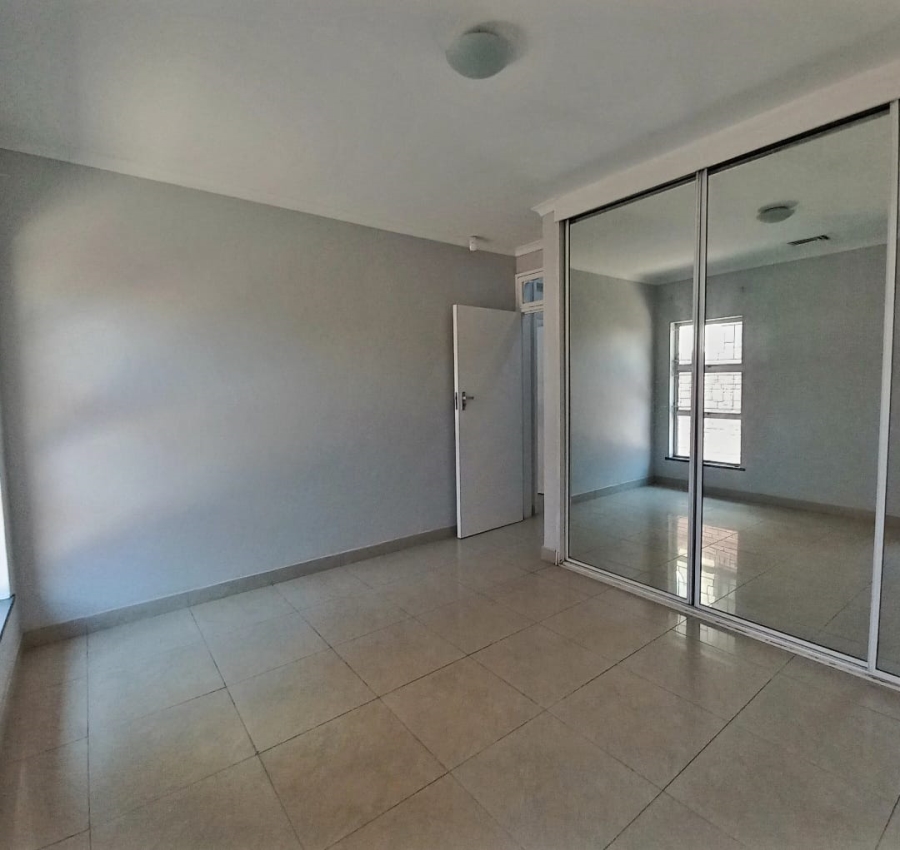 To Let 4 Bedroom Property for Rent in Glen Ashley KwaZulu-Natal