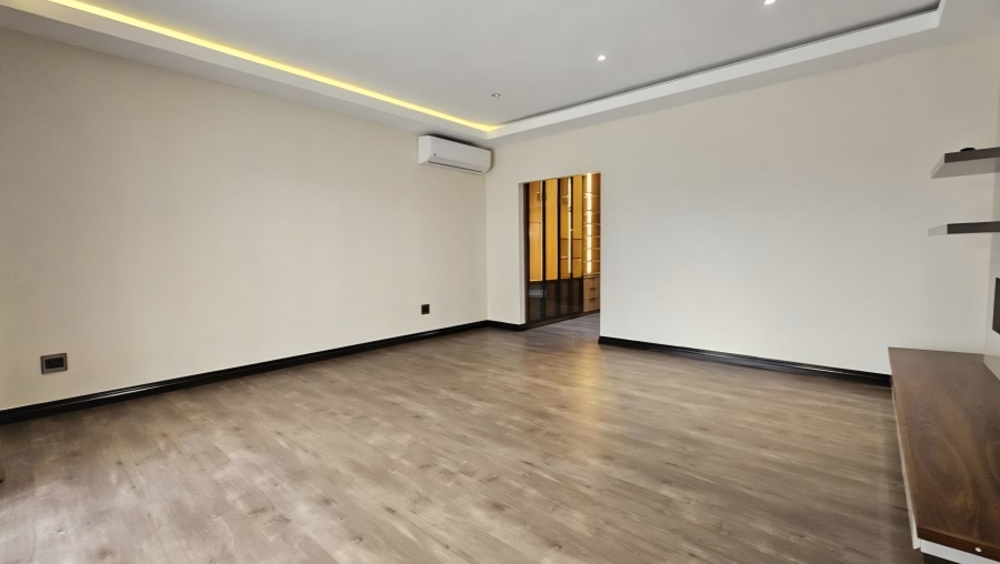 4 Bedroom Property for Sale in Izinga Estate KwaZulu-Natal