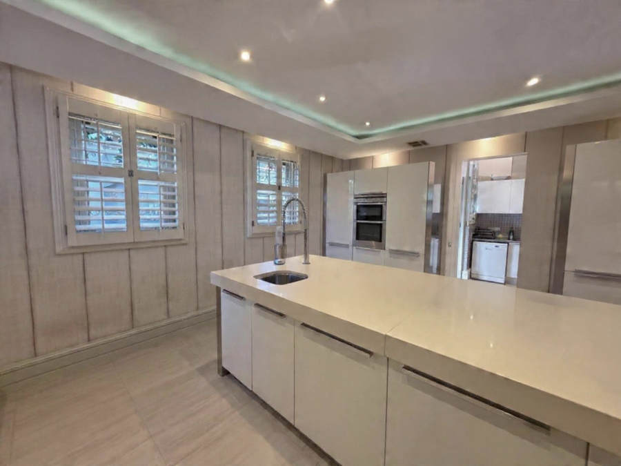 5 Bedroom Property for Sale in Umhlanga Ridge KwaZulu-Natal