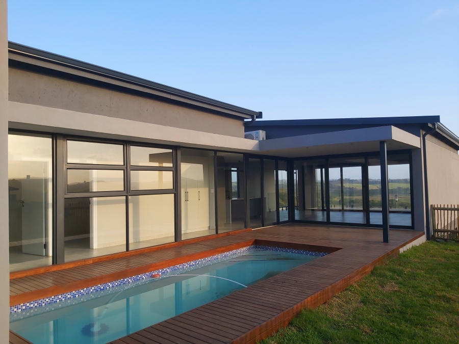 To Let 4 Bedroom Property for Rent in Palm Lakes Estate KwaZulu-Natal