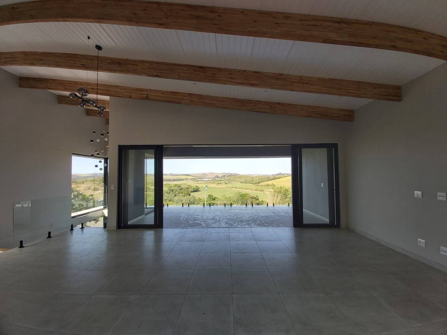 To Let 4 Bedroom Property for Rent in Palm Lakes Estate KwaZulu-Natal