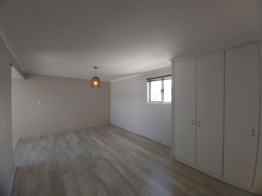 To Let 3 Bedroom Property for Rent in Umhlanga KwaZulu-Natal