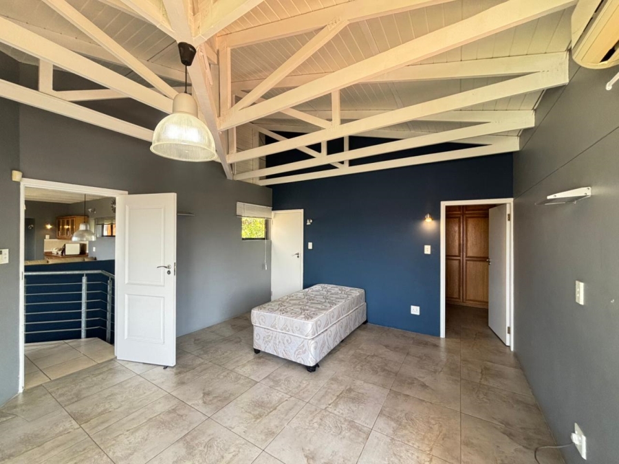 To Let 3 Bedroom Property for Rent in Essenwood KwaZulu-Natal