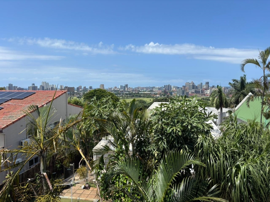 To Let 3 Bedroom Property for Rent in Essenwood KwaZulu-Natal