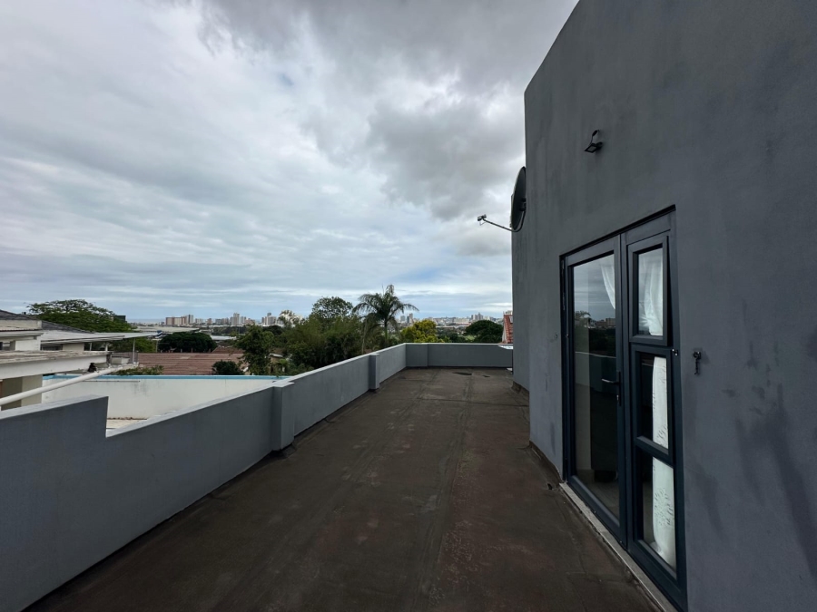 To Let 1 Bedroom Property for Rent in Essenwood KwaZulu-Natal