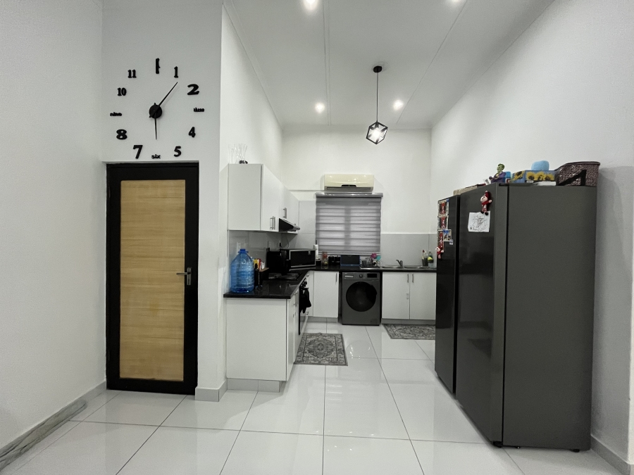 3 Bedroom Property for Sale in Sunford KwaZulu-Natal