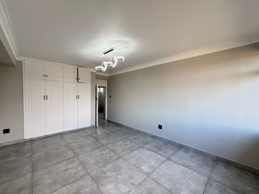 3 Bedroom Property for Sale in Glenwood KwaZulu-Natal