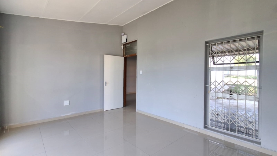 To Let 3 Bedroom Property for Rent in Silverglen KwaZulu-Natal