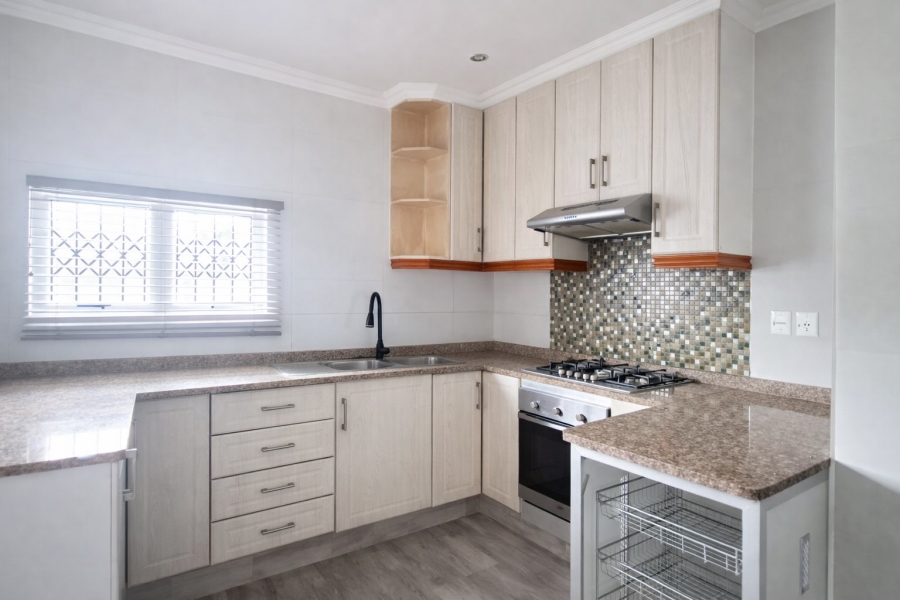 5 Bedroom Property for Sale in Escombe KwaZulu-Natal