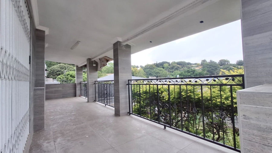 5 Bedroom Property for Sale in Escombe KwaZulu-Natal