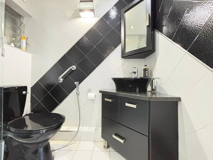 4 Bedroom Property for Sale in Durban Central KwaZulu-Natal