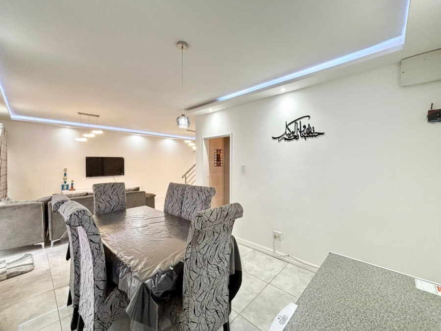 3 Bedroom Property for Sale in Malvern KwaZulu-Natal