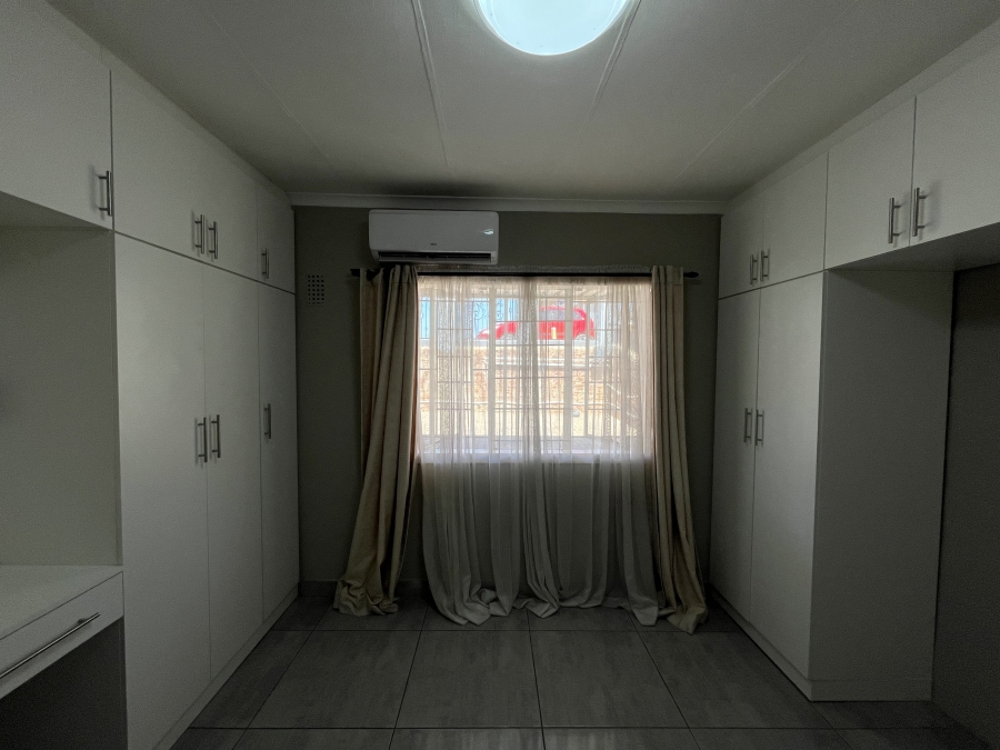 3 Bedroom Property for Sale in Lenham KwaZulu-Natal