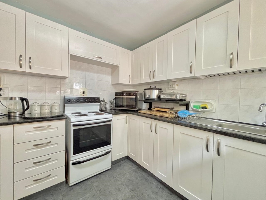 4 Bedroom Property for Sale in Morningside KwaZulu-Natal