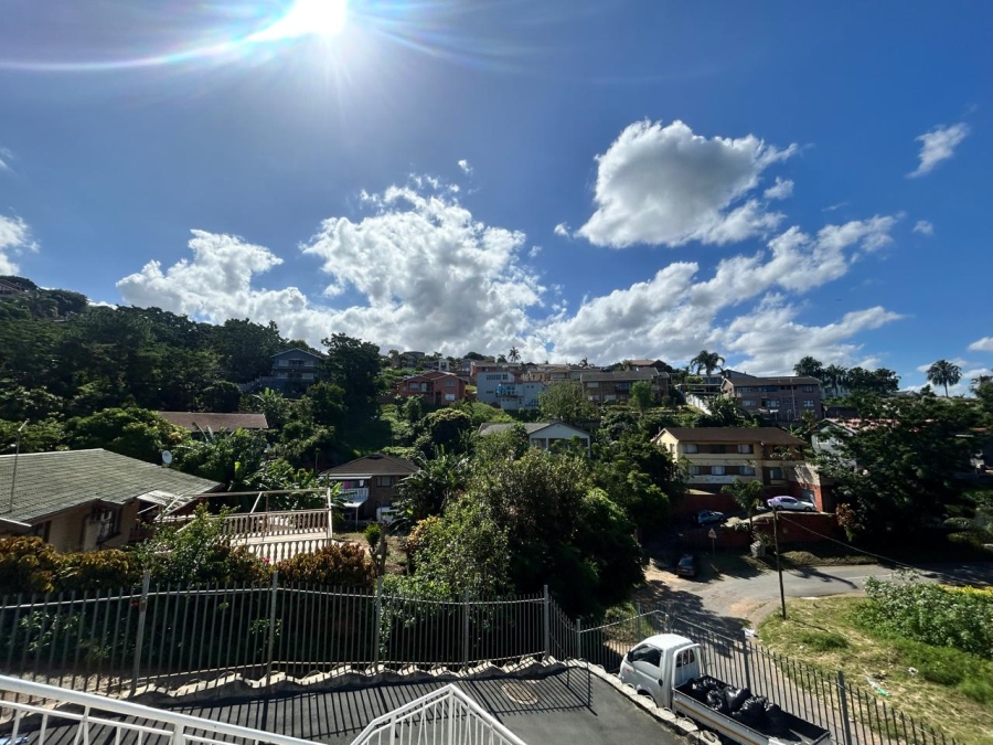 7 Bedroom Property for Sale in Reservoir Hills KwaZulu-Natal