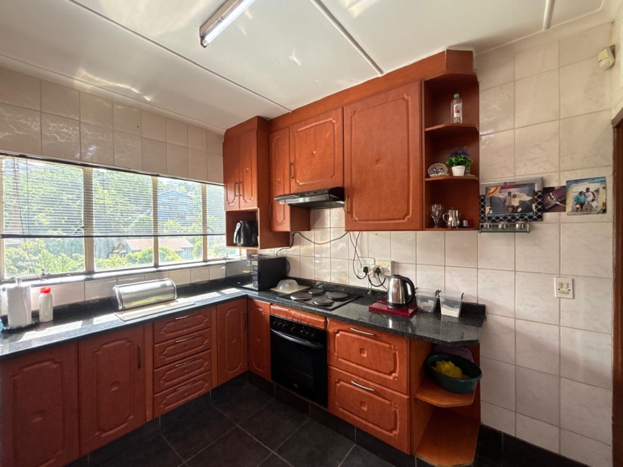 7 Bedroom Property for Sale in Reservoir Hills KwaZulu-Natal