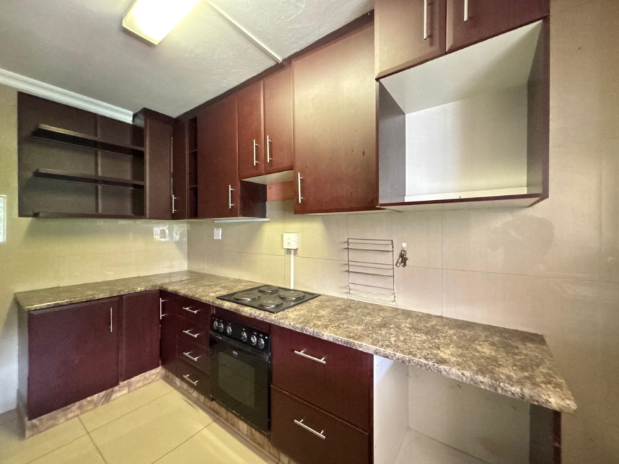 7 Bedroom Property for Sale in Reservoir Hills KwaZulu-Natal