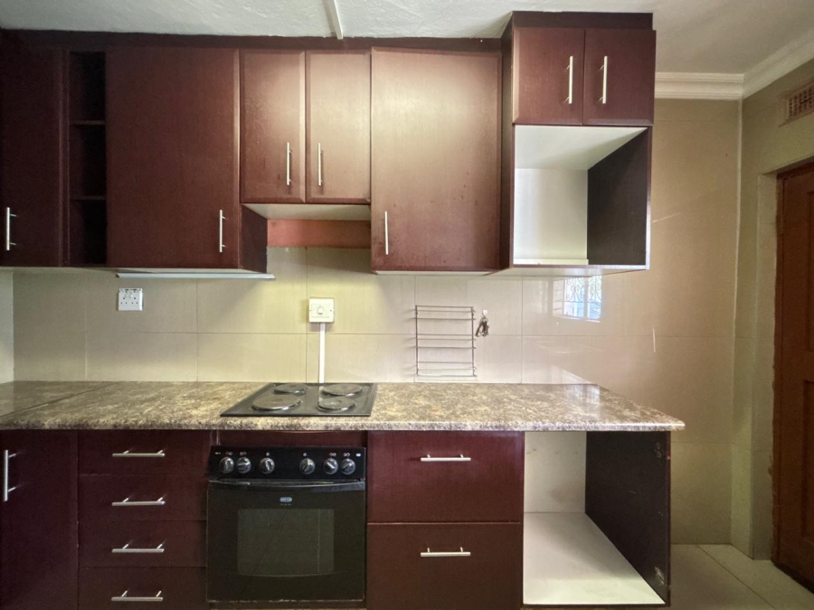 7 Bedroom Property for Sale in Reservoir Hills KwaZulu-Natal