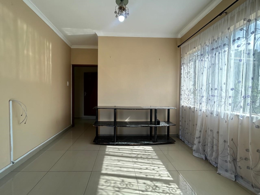 7 Bedroom Property for Sale in Reservoir Hills KwaZulu-Natal