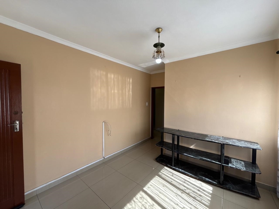 7 Bedroom Property for Sale in Reservoir Hills KwaZulu-Natal