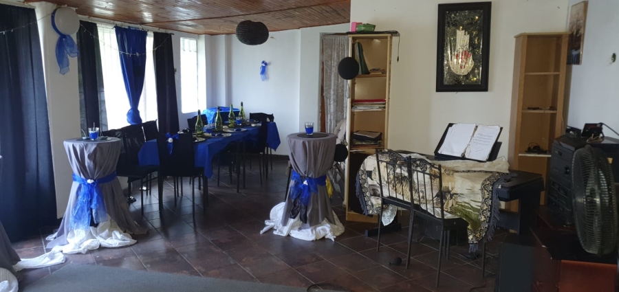 7 Bedroom Property for Sale in Margate KwaZulu-Natal