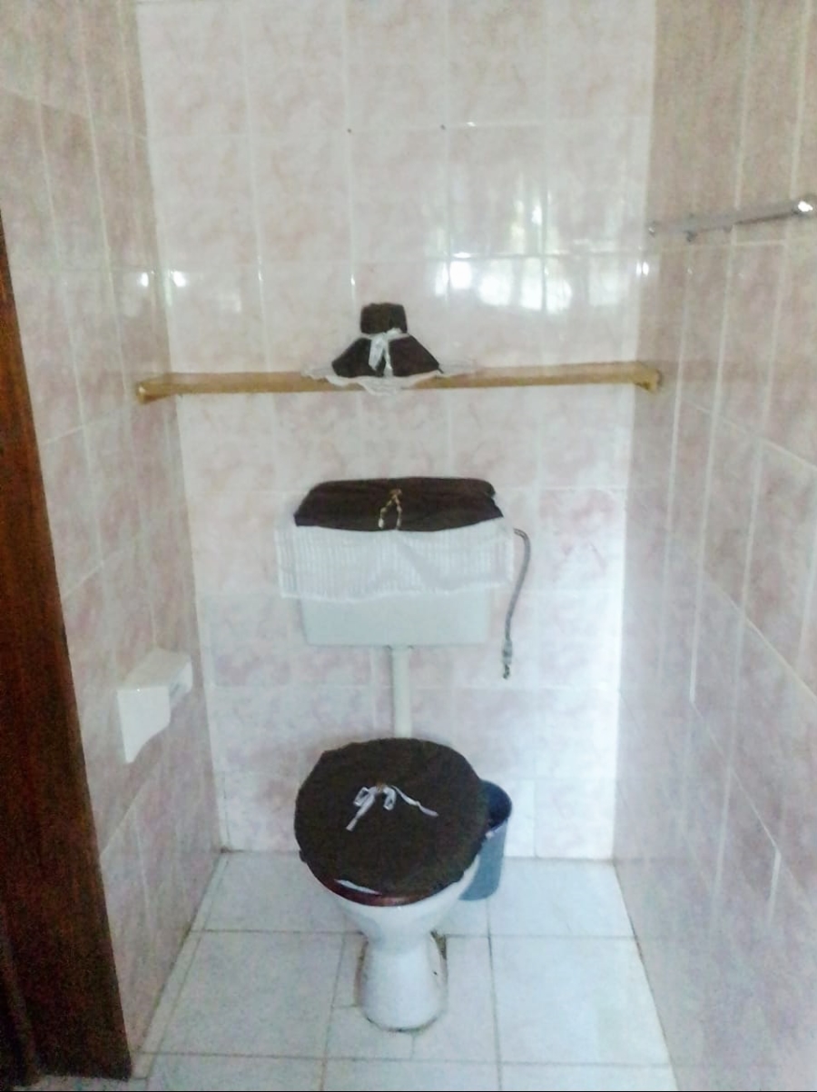 7 Bedroom Property for Sale in Margate KwaZulu-Natal