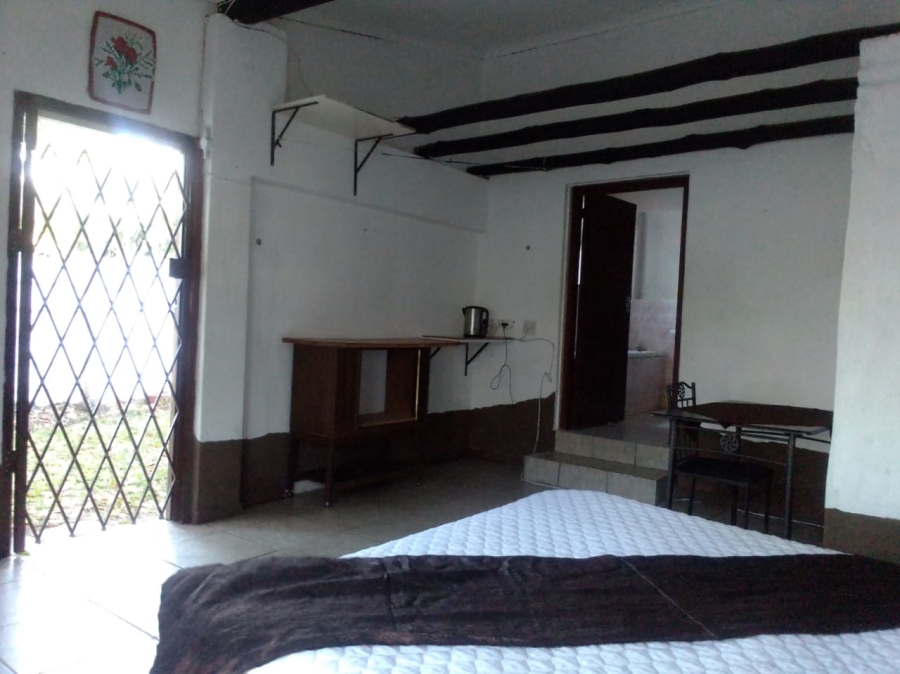 7 Bedroom Property for Sale in Margate KwaZulu-Natal