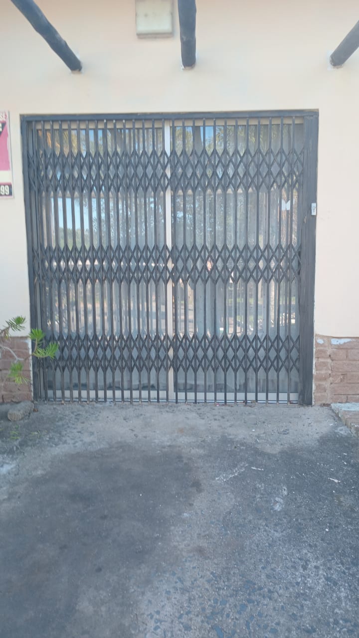 7 Bedroom Property for Sale in Margate KwaZulu-Natal