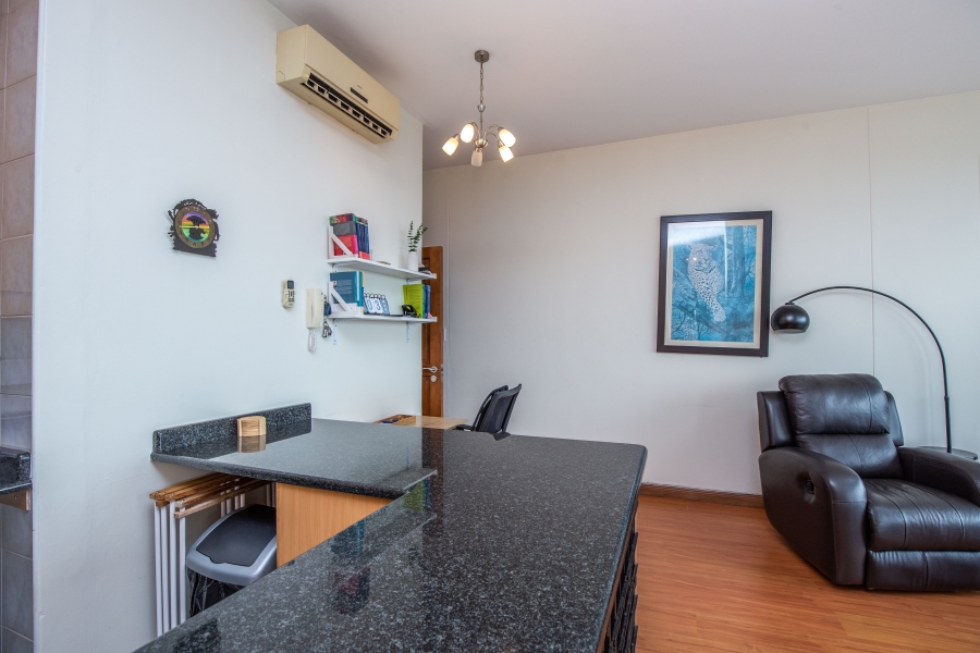 2 Bedroom Property for Sale in Morningside KwaZulu-Natal