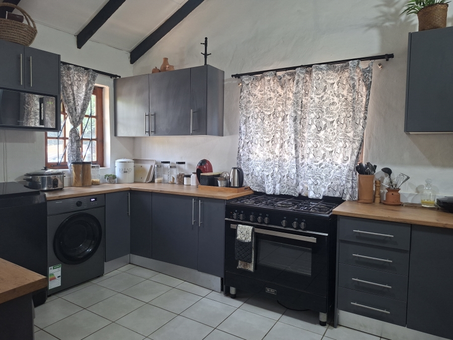 4 Bedroom Property for Sale in Uvongo KwaZulu-Natal