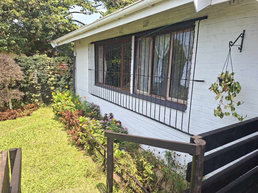 4 Bedroom Property for Sale in Uvongo KwaZulu-Natal