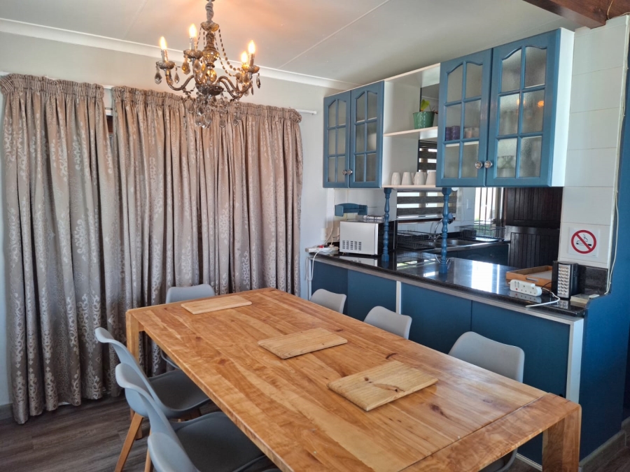 4 Bedroom Property for Sale in Manaba Beach KwaZulu-Natal