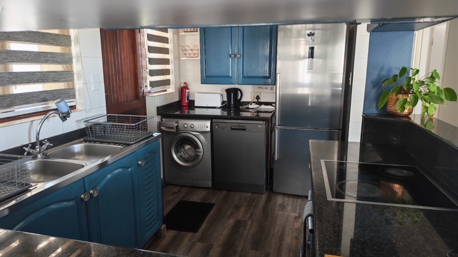 4 Bedroom Property for Sale in Manaba Beach KwaZulu-Natal