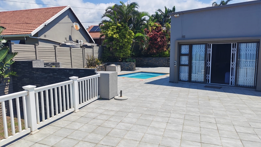 4 Bedroom Property for Sale in Manaba Beach KwaZulu-Natal