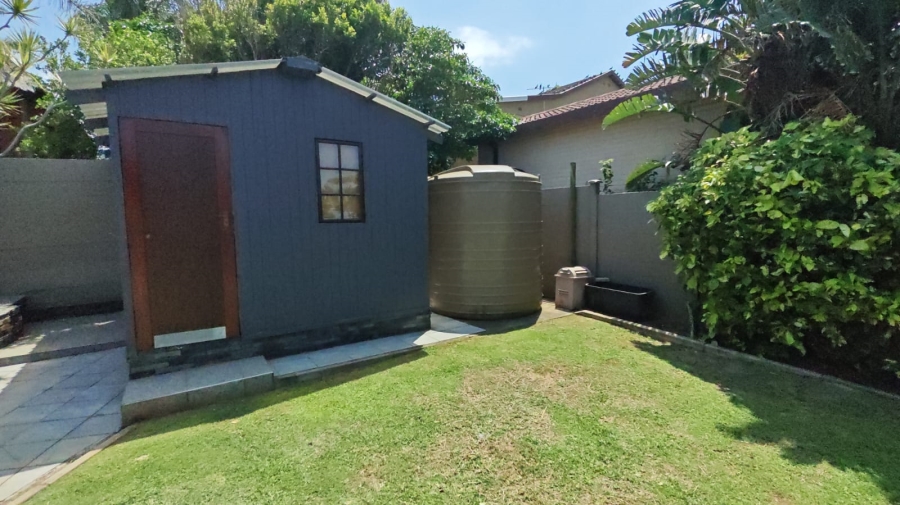 4 Bedroom Property for Sale in Manaba Beach KwaZulu-Natal