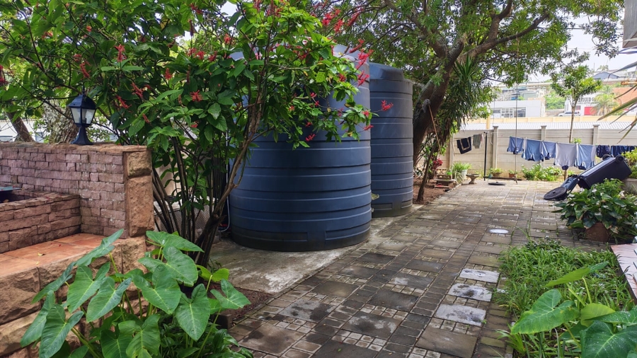 2 Bedroom Property for Sale in Manaba Beach KwaZulu-Natal