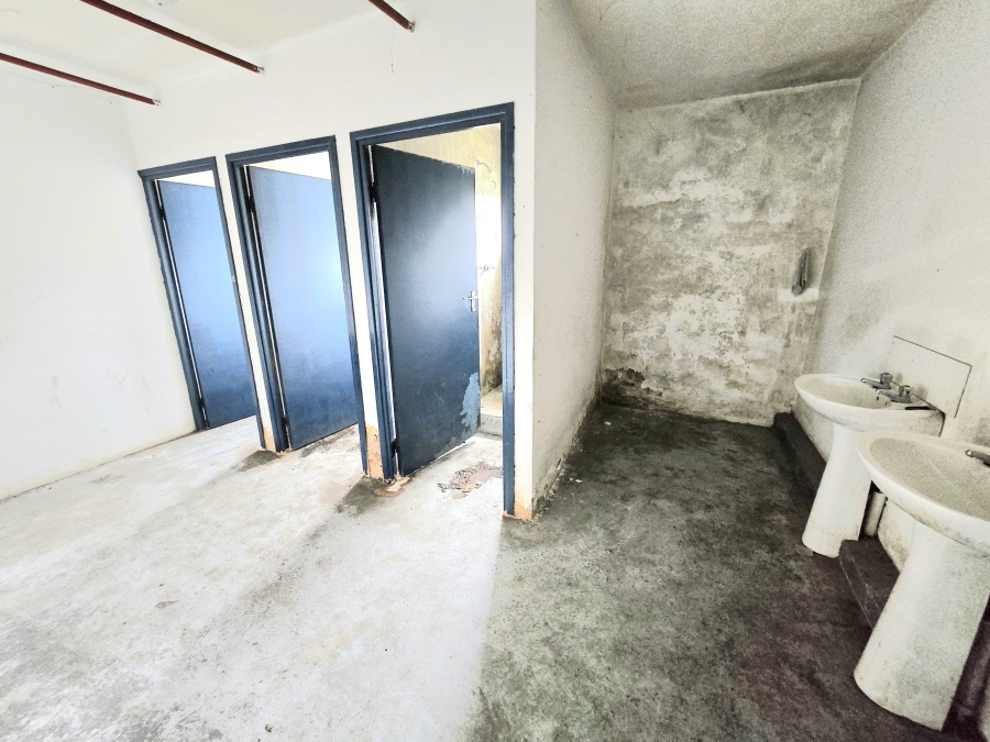 To Let commercial Property for Rent in Westmead KwaZulu-Natal