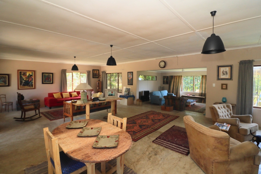 6 Bedroom Property for Sale in Hibberdene KwaZulu-Natal