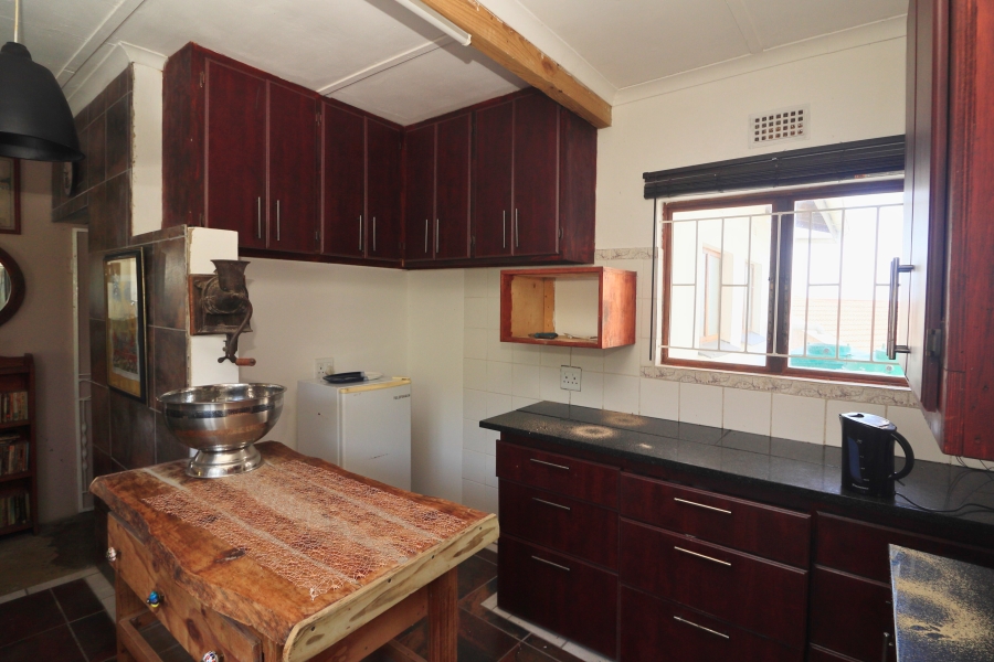 6 Bedroom Property for Sale in Hibberdene KwaZulu-Natal