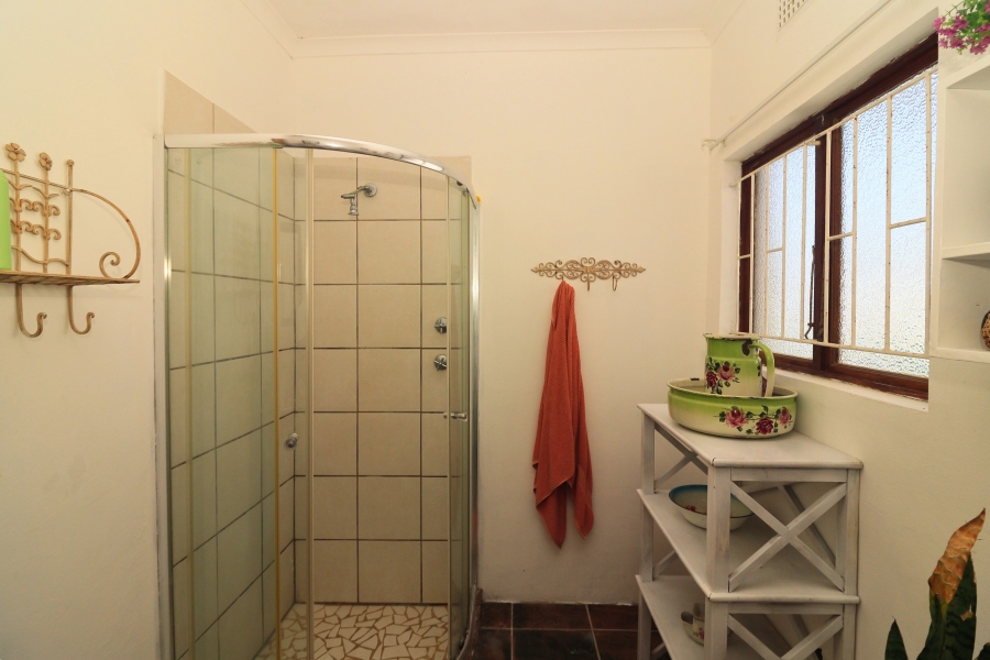 6 Bedroom Property for Sale in Hibberdene KwaZulu-Natal